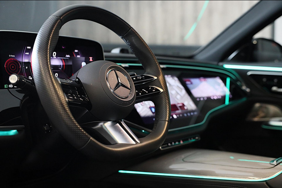 Mercedes-Benz E-Klasse 400 e 4MATIC AMG 53 Look / Hyperscreen / Massage / Burmester / Head Up / 360 Camera / Leder / Pano / 20 Inc
