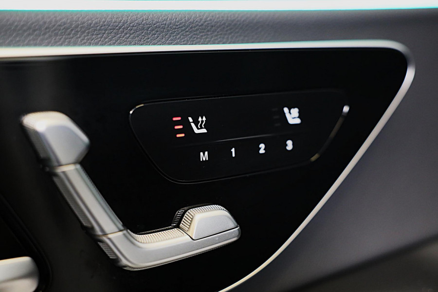 Mercedes-Benz E-Klasse 400 e 4MATIC AMG 53 Look / Hyperscreen / Massage / Burmester / Head Up / 360 Camera / Leder / Pano / 20 Inc