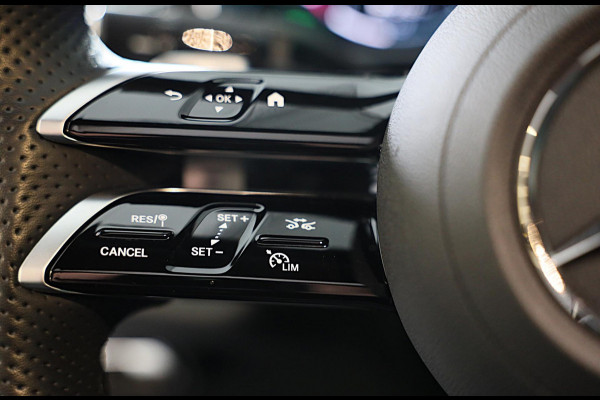 Mercedes-Benz E-Klasse 400 e 4MATIC AMG 53 Look / Hyperscreen / Massage / Burmester / Head Up / 360 Camera / Leder / Pano / 20 Inc