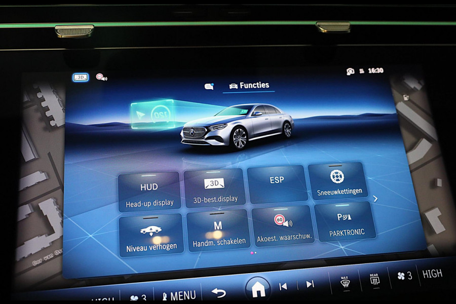 Mercedes-Benz E-Klasse 400 e 4MATIC AMG 53 Look / Hyperscreen / Massage / Burmester / Head Up / 360 Camera / Leder / Pano / 20 Inc