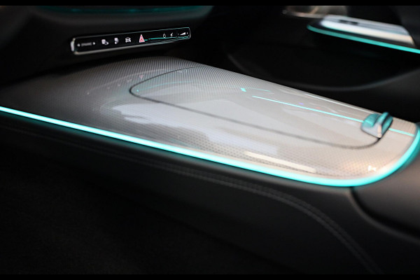 Mercedes-Benz E-Klasse 400 e 4MATIC AMG 53 Look / Hyperscreen / Massage / Burmester / Head Up / 360 Camera / Leder / Pano / 20 Inc