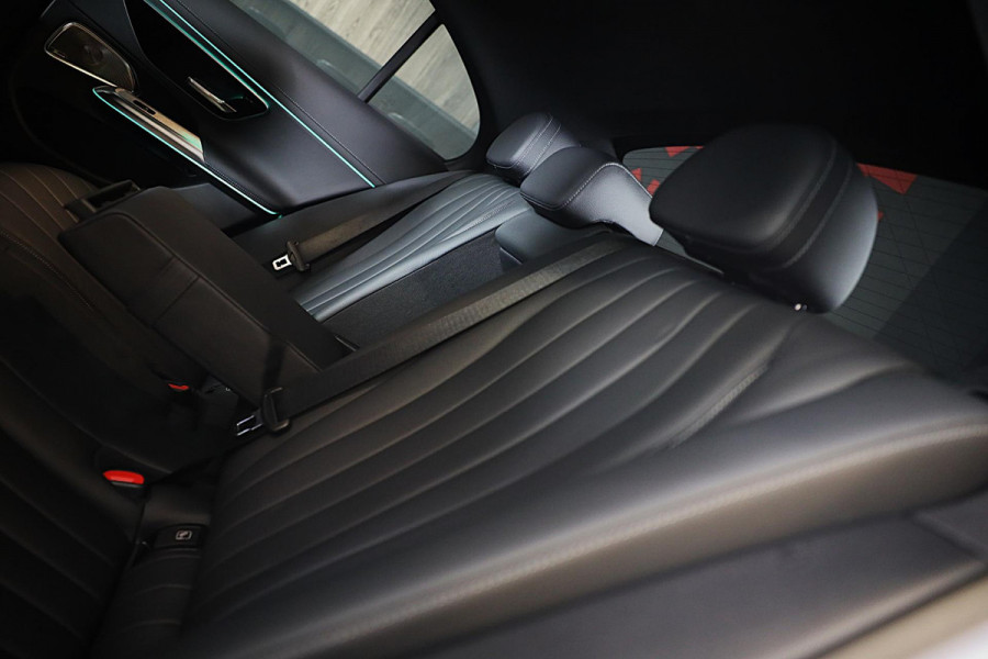 Mercedes-Benz E-Klasse 400 e 4MATIC AMG 53 Look / Hyperscreen / Massage / Burmester / Head Up / 360 Camera / Leder / Pano / 20 Inc