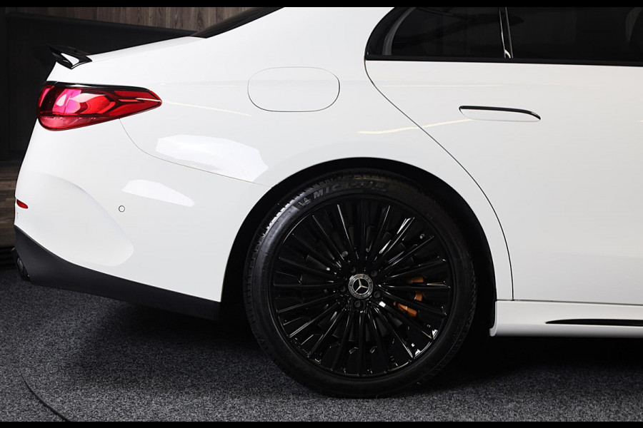 Mercedes-Benz E-Klasse 400 e 4MATIC AMG 53 Look / Hyperscreen / Massage / Burmester / Head Up / 360 Camera / Leder / Pano / 20 Inc