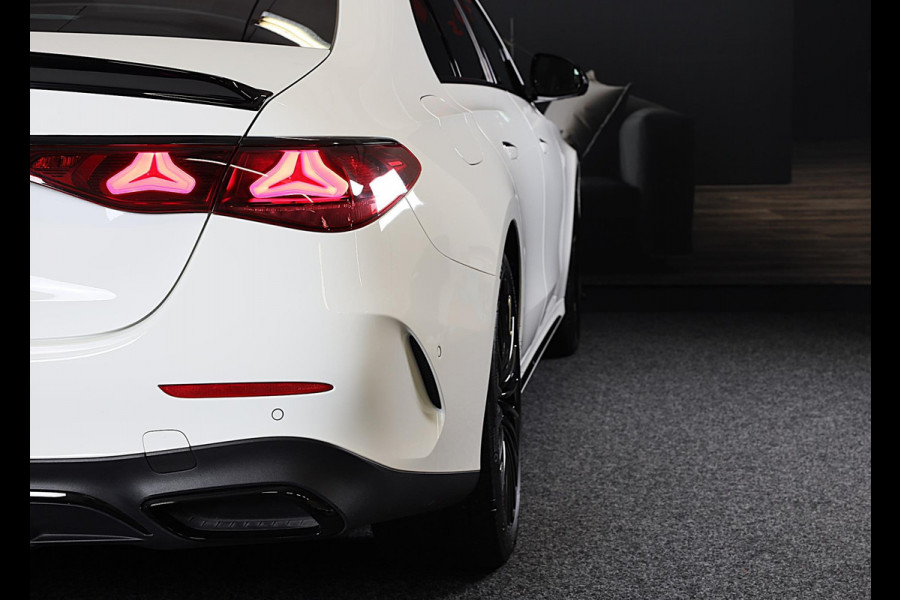 Mercedes-Benz E-Klasse 400 e 4MATIC AMG 53 Look / Hyperscreen / Massage / Burmester / Head Up / 360 Camera / Leder / Pano / 20 Inc