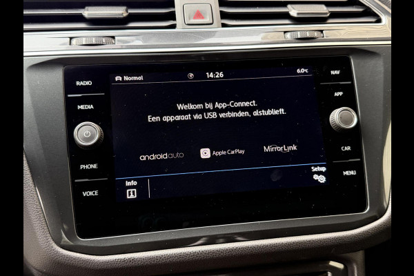 Volkswagen Tiguan Allspace 1.5 TSI R-line 7-persoons Automaat | Panoramadak | DCC Mode Selection | Stoelverwarming | LED verlichting | Spiegels elektrisch