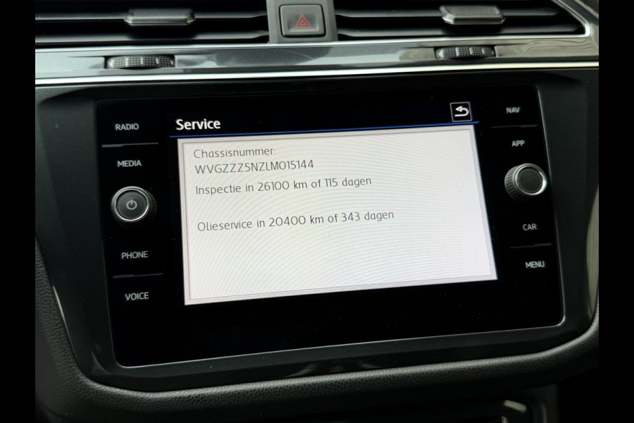 Volkswagen Tiguan Allspace 1.5 TSI R-line 7-persoons Automaat | Panoramadak | DCC Mode Selection | Stoelverwarming | LED verlichting | Spiegels elektrisch