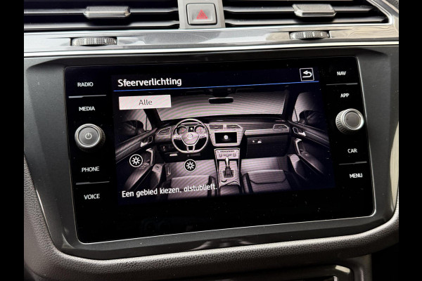 Volkswagen Tiguan Allspace 1.5 TSI R-line 7-persoons Automaat | Panoramadak | DCC Mode Selection | Stoelverwarming | LED verlichting | Spiegels elektrisch