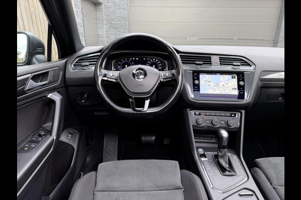 Volkswagen Tiguan Allspace 1.5 TSI R-line 7-persoons Automaat | Panoramadak | DCC Mode Selection | Stoelverwarming | LED verlichting | Spiegels elektrisch