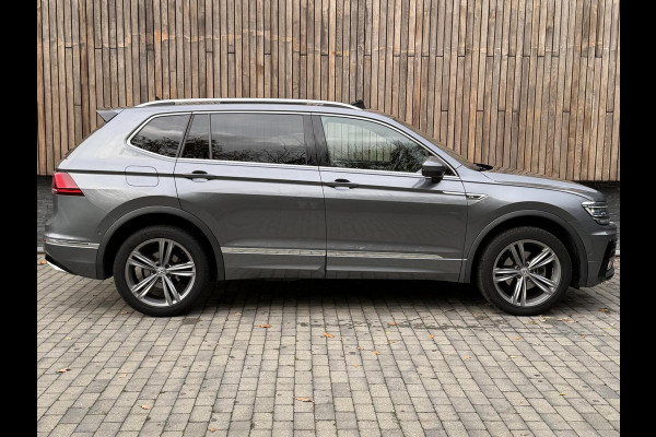 Volkswagen Tiguan Allspace 1.5 TSI R-line 7-persoons Automaat | Panoramadak | DCC Mode Selection | Stoelverwarming | LED verlichting | Spiegels elektrisch