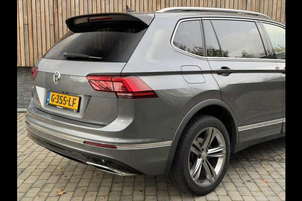 Volkswagen Tiguan Allspace 1.5 TSI R-line 7-persoons Automaat | Panoramadak | DCC Mode Selection | Stoelverwarming | LED verlichting | Spiegels elektrisch