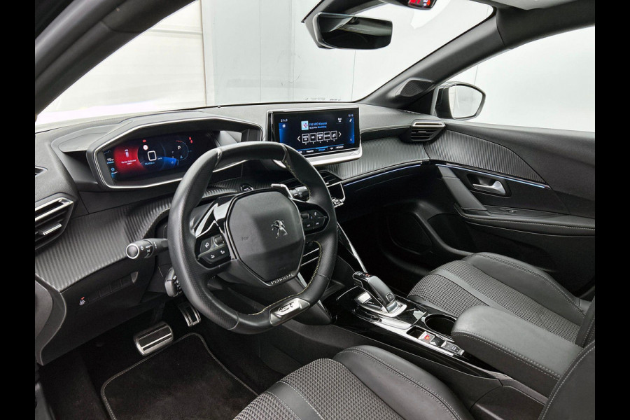 Peugeot 208 1.2 PureTech GT Aut. Airco|ECC Navi Carplay Cruise Control PDC VA Camera 17" LM Velgen