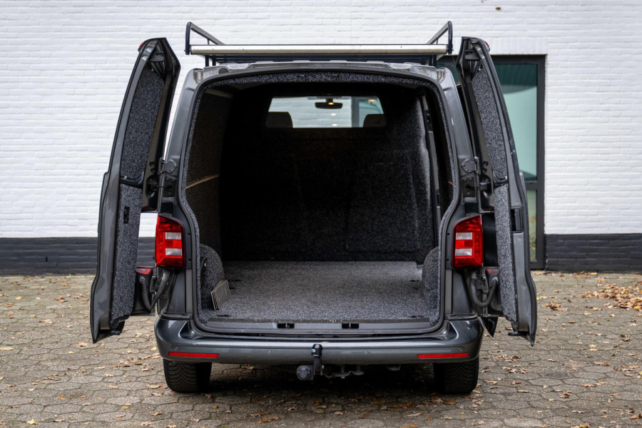 Volkswagen Transporter 2.0 TDI L2H1 Comfortline Plus ACC LED Camera NAP