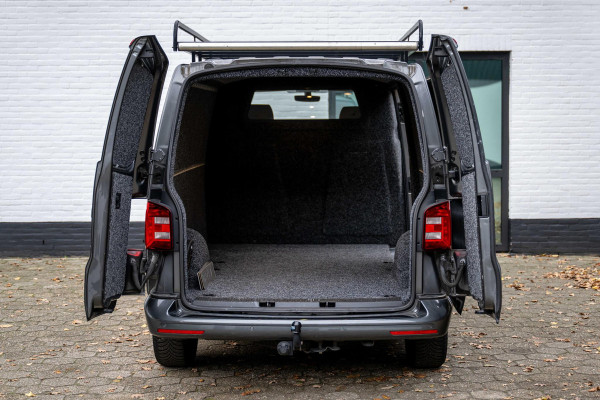 Volkswagen Transporter 2.0 TDI L2H1 Comfortline Plus ACC LED Camera NAP