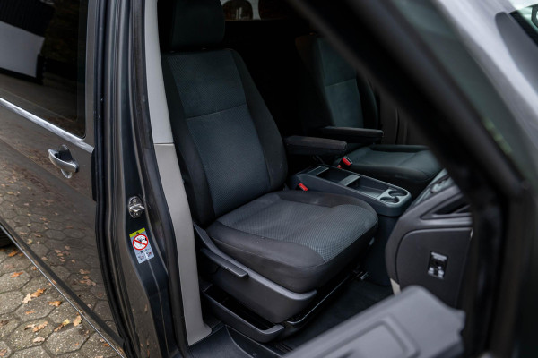 Volkswagen Transporter 2.0 TDI L2H1 Comfortline Plus ACC LED Camera NAP