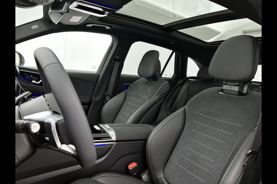 Mercedes-Benz GLC 300e 4MATIC Sport Edition | Premium pakket | Nightpakket | Treeplanken | Trekhaak | Smartphone integratie | Augmented Reality navigatie | 360°-camera | DIGITAL LIGHT | Memorypakket |