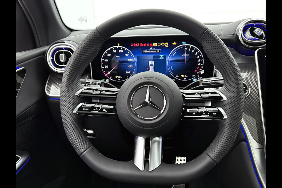 Mercedes-Benz GLC 300e 4MATIC Sport Edition | Premium pakket | Nightpakket | Treeplanken | Trekhaak | Smartphone integratie | Augmented Reality navigatie | 360°-camera | DIGITAL LIGHT | Memorypakket |