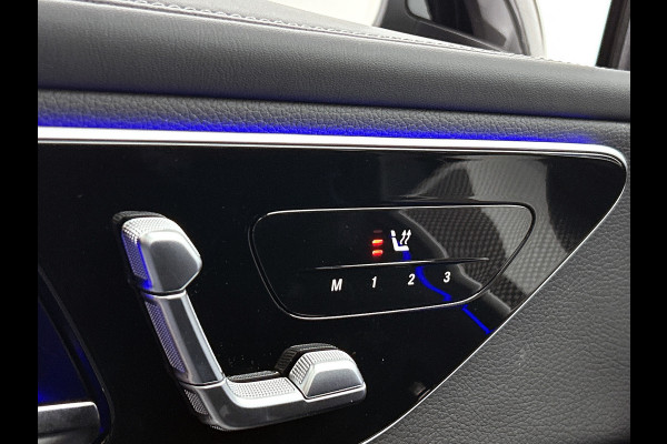 Mercedes-Benz GLC 300e 4MATIC Sport Edition | Premium pakket | Nightpakket | Treeplanken | Trekhaak | Smartphone integratie | Augmented Reality navigatie | 360°-camera | DIGITAL LIGHT | Memorypakket |