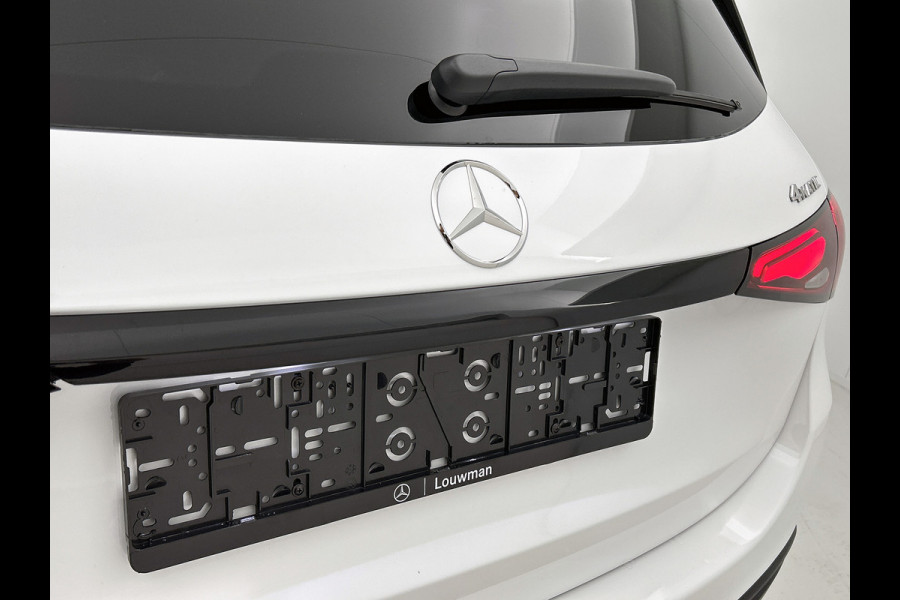 Mercedes-Benz GLC 300e 4MATIC Sport Edition | Premium pakket | Nightpakket | Treeplanken | Trekhaak | Smartphone integratie | Augmented Reality navigatie | 360°-camera | DIGITAL LIGHT | Memorypakket |
