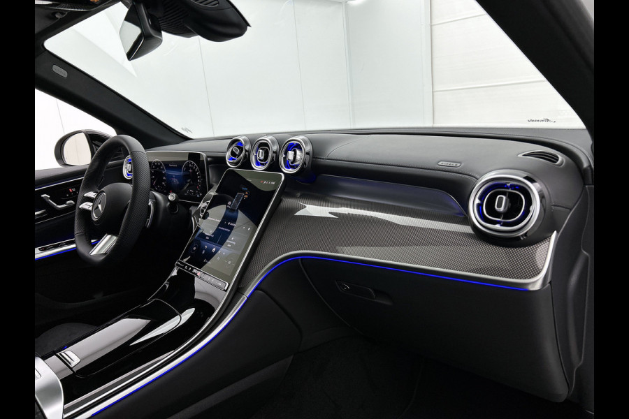 Mercedes-Benz GLC 300e 4MATIC Sport Edition | Premium pakket | Nightpakket | Treeplanken | Trekhaak | Smartphone integratie | Augmented Reality navigatie | 360°-camera | DIGITAL LIGHT | Memorypakket |