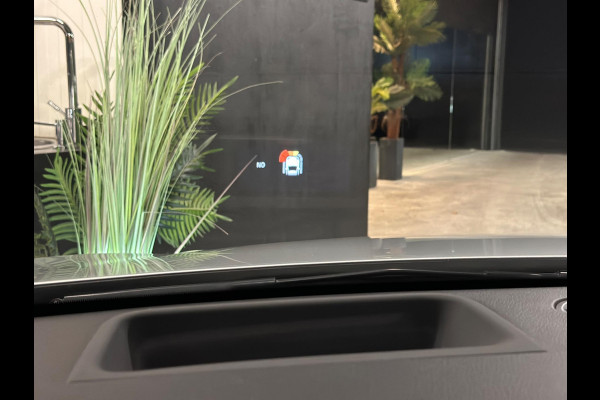 Mercedes-Benz A-Klasse 200|AMG|PANO|HUD|SFEER|BOMVOL