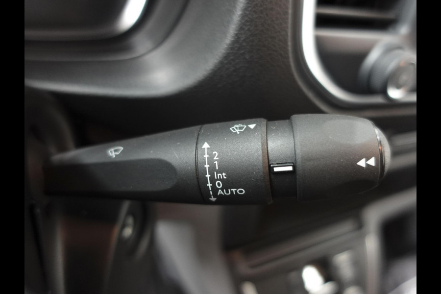 Peugeot e-Expert Long L3H1 Premium 75 kWh 3-zits Automaat Navigatie Airco Apple Carplay / Android auto Cruise control 3-zits