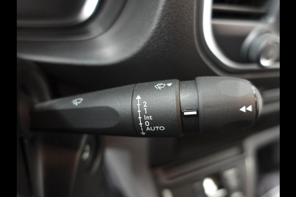 Peugeot e-Expert Long L3H1 Premium 75 kWh 3-zits Automaat Navigatie Airco Apple Carplay / Android auto Cruise control 3-zits