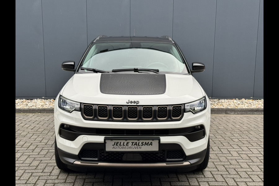 Jeep Compass 4xe 240 Plug-in Hybrid Electric Upland | Carplay/Android | Camera | Cruise control | Winter pack