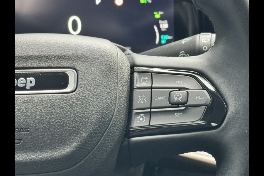 Jeep Compass 4xe 240 Plug-in Hybrid Electric Upland | Carplay/Android | Camera | Cruise control | Winter pack