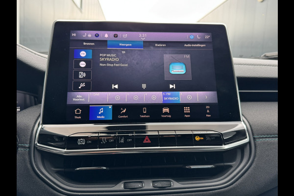 Jeep Compass 4xe 240 Plug-in Hybrid Electric Upland | Carplay/Android | Camera | Cruise control | Winter pack