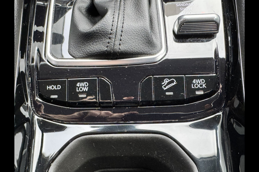 Jeep Compass 4xe 240 Plug-in Hybrid Electric Upland | Carplay/Android | Camera | Cruise control | Winter pack