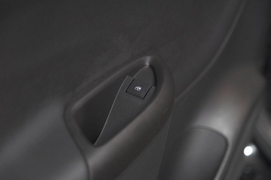 Opel Astra 1.2 Business Edition | Camera | Dodehoekdetectie | Allseason Banden | Apple Carplay