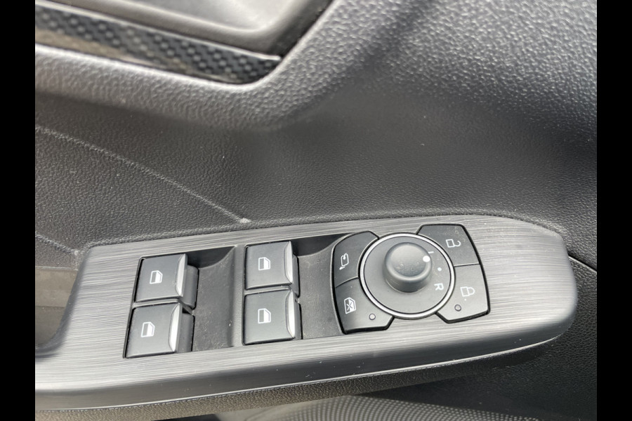 Ford Kuga 2.5 PHEV ST-Line | Elec.Trekhaak | Apple Carplay | Camera voor en achter | Winterpack | Lane assist