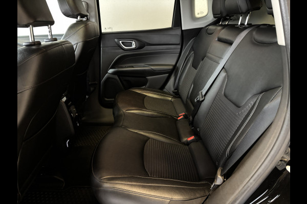 Jeep Compass 1.5T e-Hybrid 130 Limited | Panoramadak | 19" Velgen | CarPlay | 360 Camera