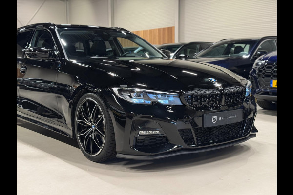 BMW 3 Serie Touring 330e M-Pakket, Pano, Apple Carplay, Voll Led, Navi, Hud, Cam, Private Glas, Shadow Line, Dealer Onderhouden