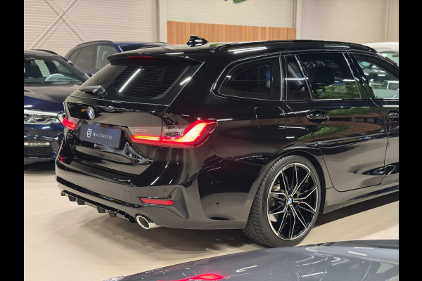 BMW 3 Serie Touring 330e M-Pakket, Pano, Apple Carplay, Voll Led, Navi, Hud, Cam, Private Glas, Shadow Line, Dealer Onderhouden