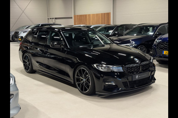 BMW 3 Serie Touring 330e M-Pakket, Pano, Apple Carplay, Voll Led, Navi, Hud, Cam, Private Glas, Shadow Line, Dealer Onderhouden
