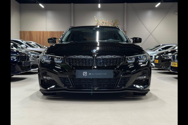 BMW 3 Serie Touring 330e M-Pakket, Pano, Apple Carplay, Voll Led, Navi, Hud, Cam, Private Glas, Shadow Line, Dealer Onderhouden