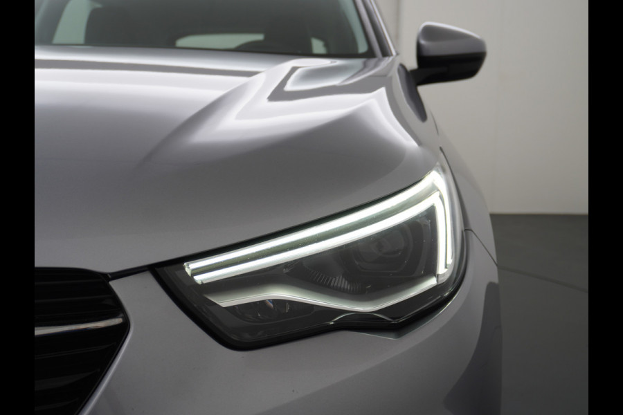 Opel Grandland X T 131pk 360Camera Navi 1/2Leer Apple/Android Usb Bluetooth CruiseControl Pdc Dab Ecc Tel. Isofix Mistlampen Blindspot Lane-dep. Bordherk. Licht-/Zichtpakket Elek.Inkl.spiegels Elek.Ramen Led 17''LM 1.2 Turbo Business Elegance NL-auto! B- klasse EURO 6 Origin.NLse auto