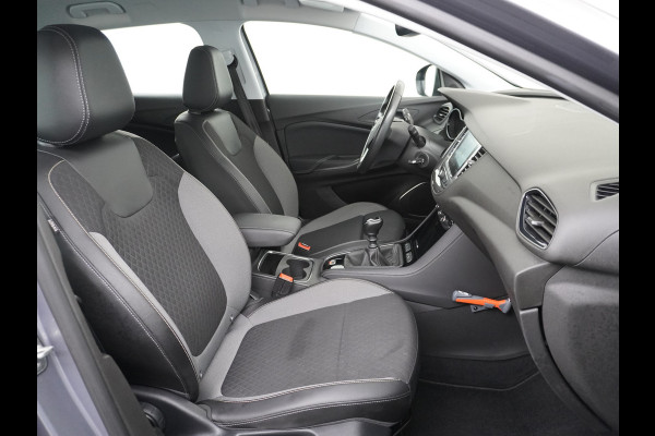 Opel Grandland X T 131pk 360Camera Navi 1/2Leer Apple/Android Usb Bluetooth CruiseControl Pdc Dab Ecc Tel. Isofix Mistlampen Blindspot Lane-dep. Bordherk. Licht-/Zichtpakket Elek.Inkl.spiegels Elek.Ramen Led 17''LM 1.2 Turbo Business Elegance NL-auto! B- klasse EURO 6 Origin.NLse auto