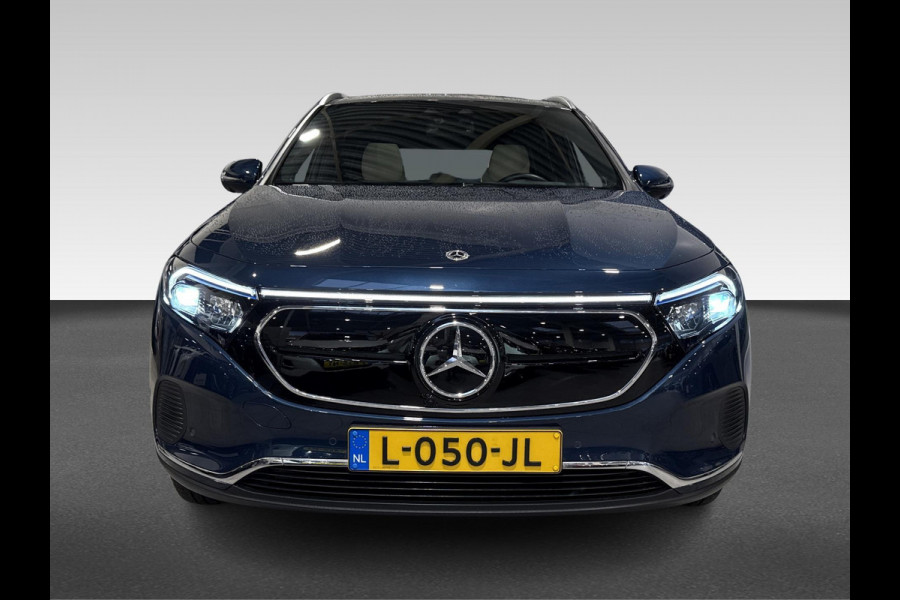 Mercedes-Benz EQA 250 Business Solution Luxury 67 kWh Panoramadak | leder