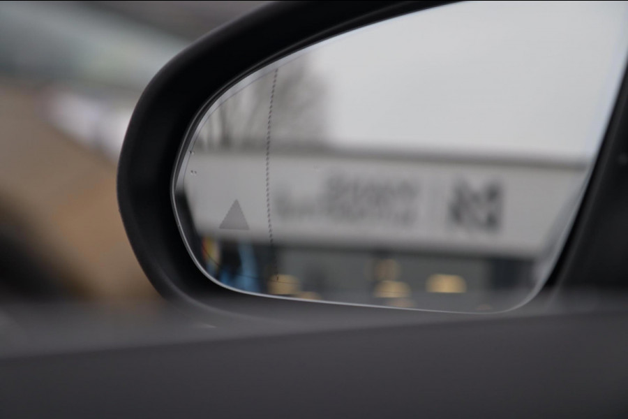 Mercedes-Benz A-Klasse 250 AMG / PANODAK / MEMORY / BURMESTER / DEALER SERVICE