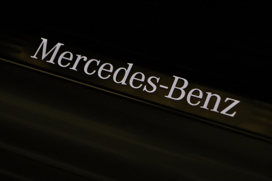 Mercedes-Benz A-Klasse 250 AMG / PANODAK / MEMORY / BURMESTER / DEALER SERVICE