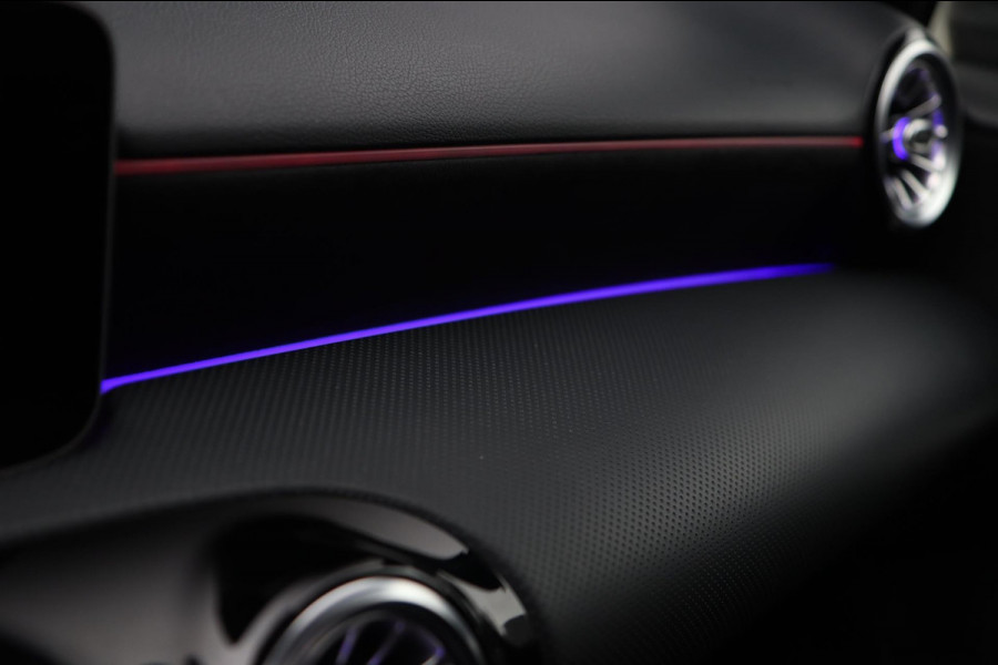 Mercedes-Benz A-Klasse 250 AMG / PANODAK / MEMORY / BURMESTER / DEALER SERVICE