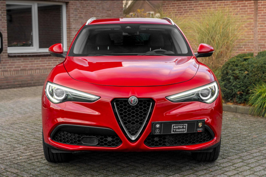 Alfa Romeo Stelvio 2.0 T AWD TURBO