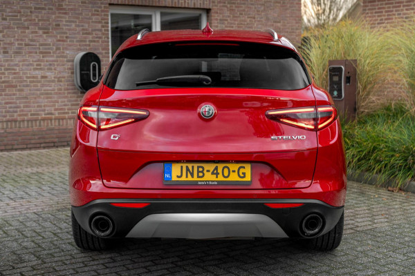 Alfa Romeo Stelvio 2.0 T AWD TURBO