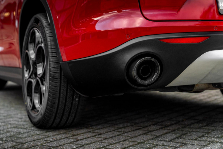 Alfa Romeo Stelvio 2.0 T AWD TURBO