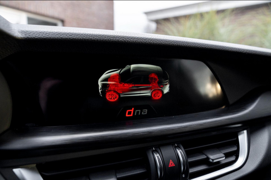 Alfa Romeo Stelvio 2.0 T AWD TURBO