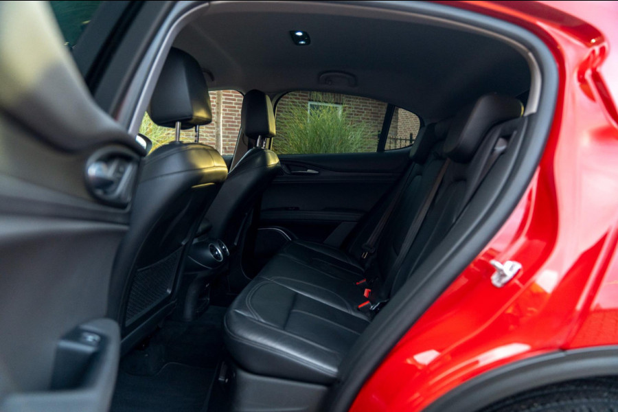 Alfa Romeo Stelvio 2.0 T AWD TURBO