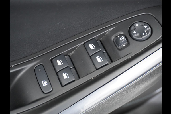 Opel Grandland X T131PK Apple Carplay Android Auto AGR-Comfortstoel Camera Navi Ecc Cruise Control Pdc DAB+ Regen-Lichtsensor Lane Assist Led Verkeersbord detectie Bluetooth Privacy Glas Lmv 17" Elegance 1e Eigenaar Origineel Nederlandse auto Euro 6