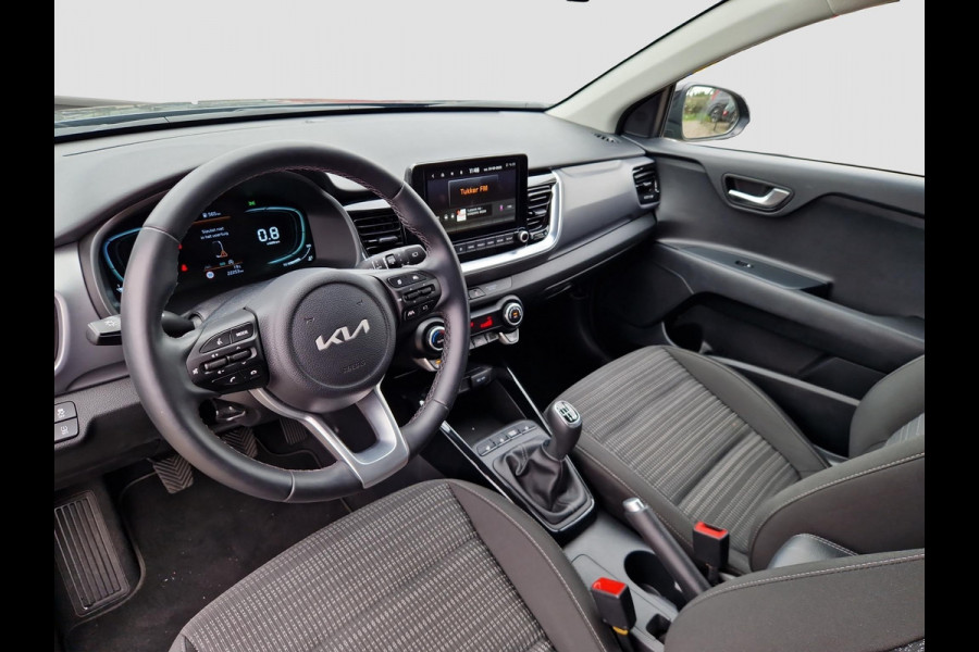Kia Stonic 1.0 T-GDi MHEV DynamicPlusLine | Stoelverwarming | Key-Less | Regensensor | Clima | Navi |